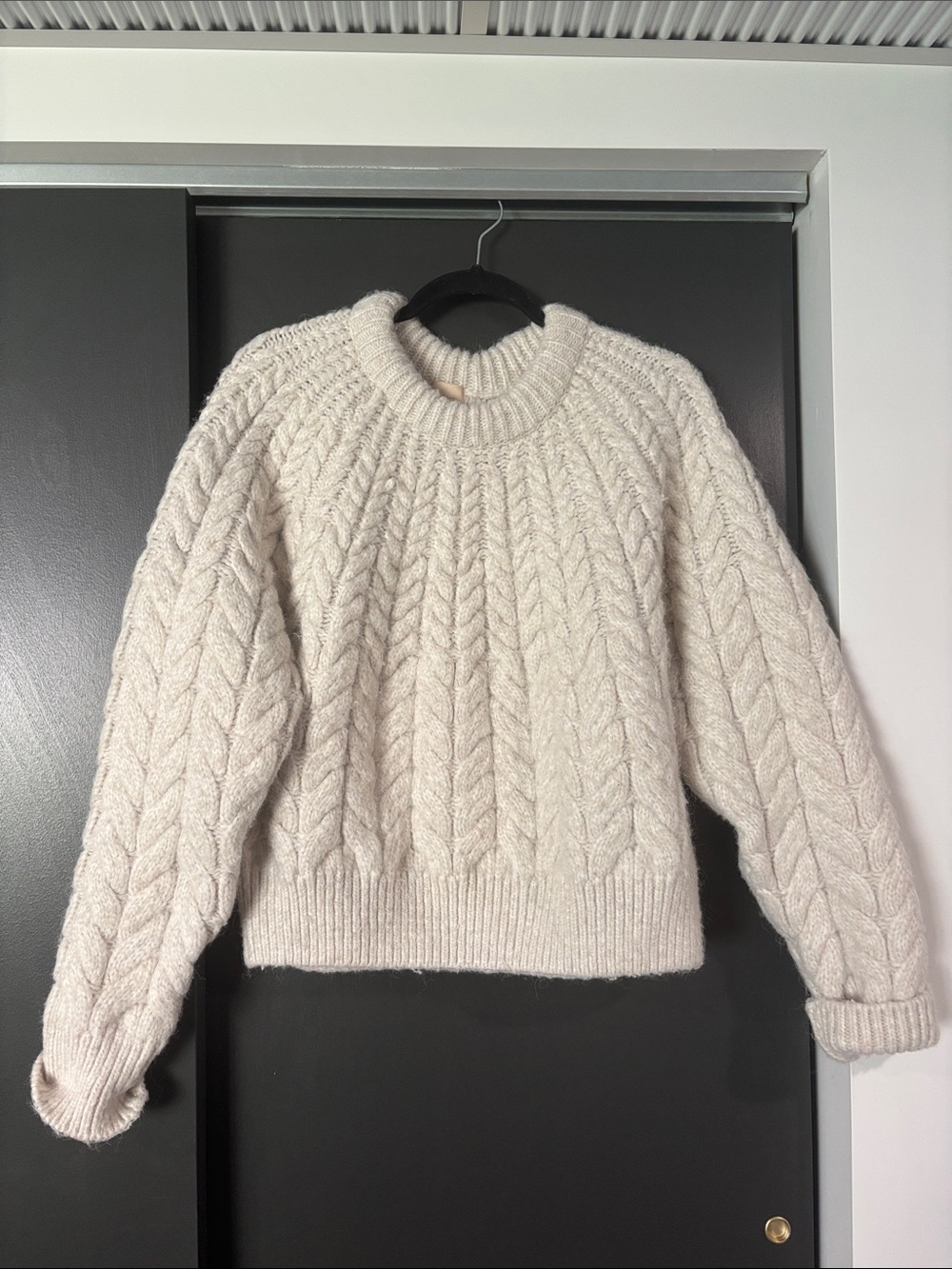 H&M Chunky Soft Cable Knit Crewneck Sweater - Cream